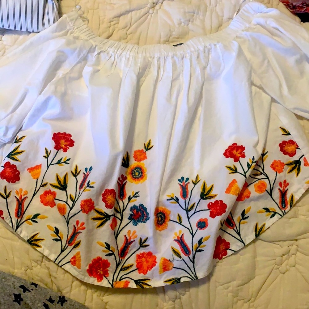 Beshka blouse size M